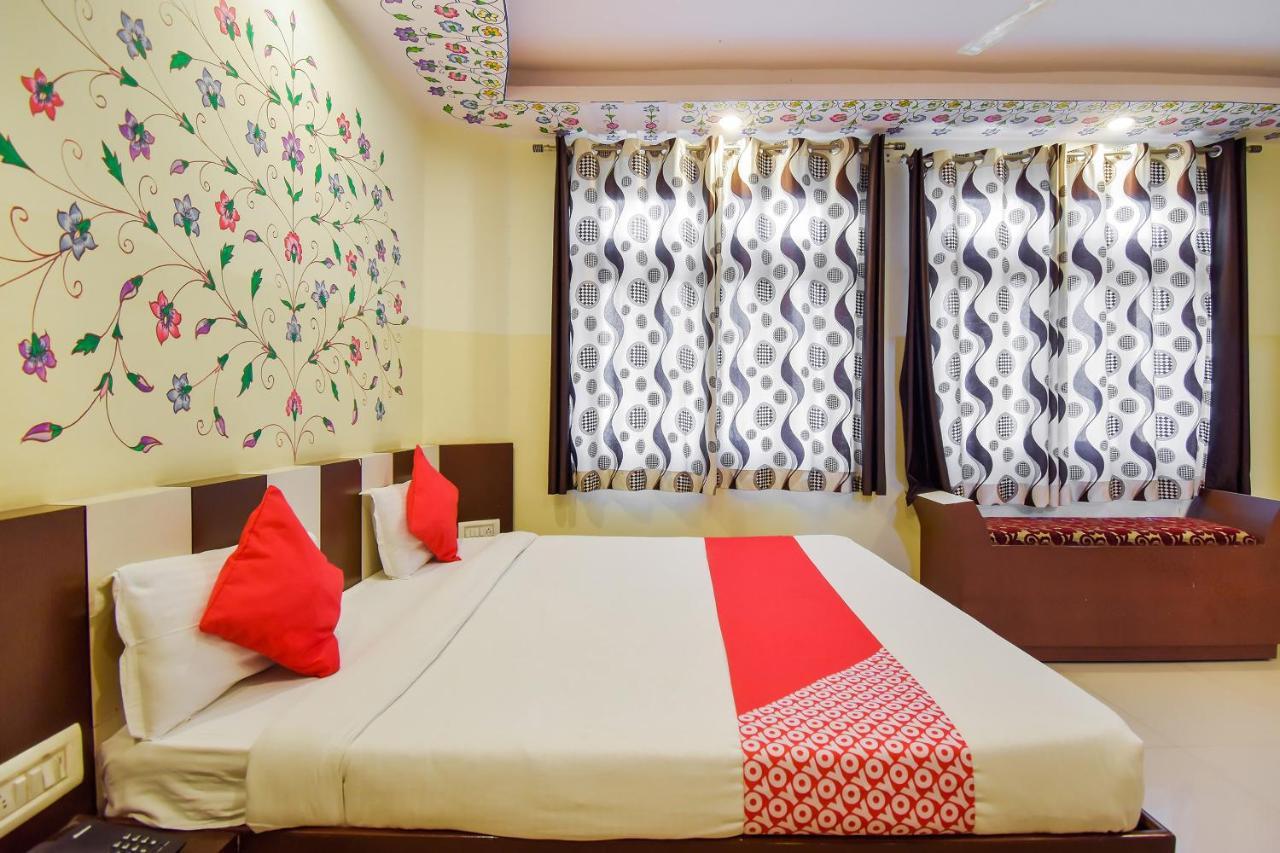 Oyo 11389 Hotel Ng Palace Jaipur Luaran gambar