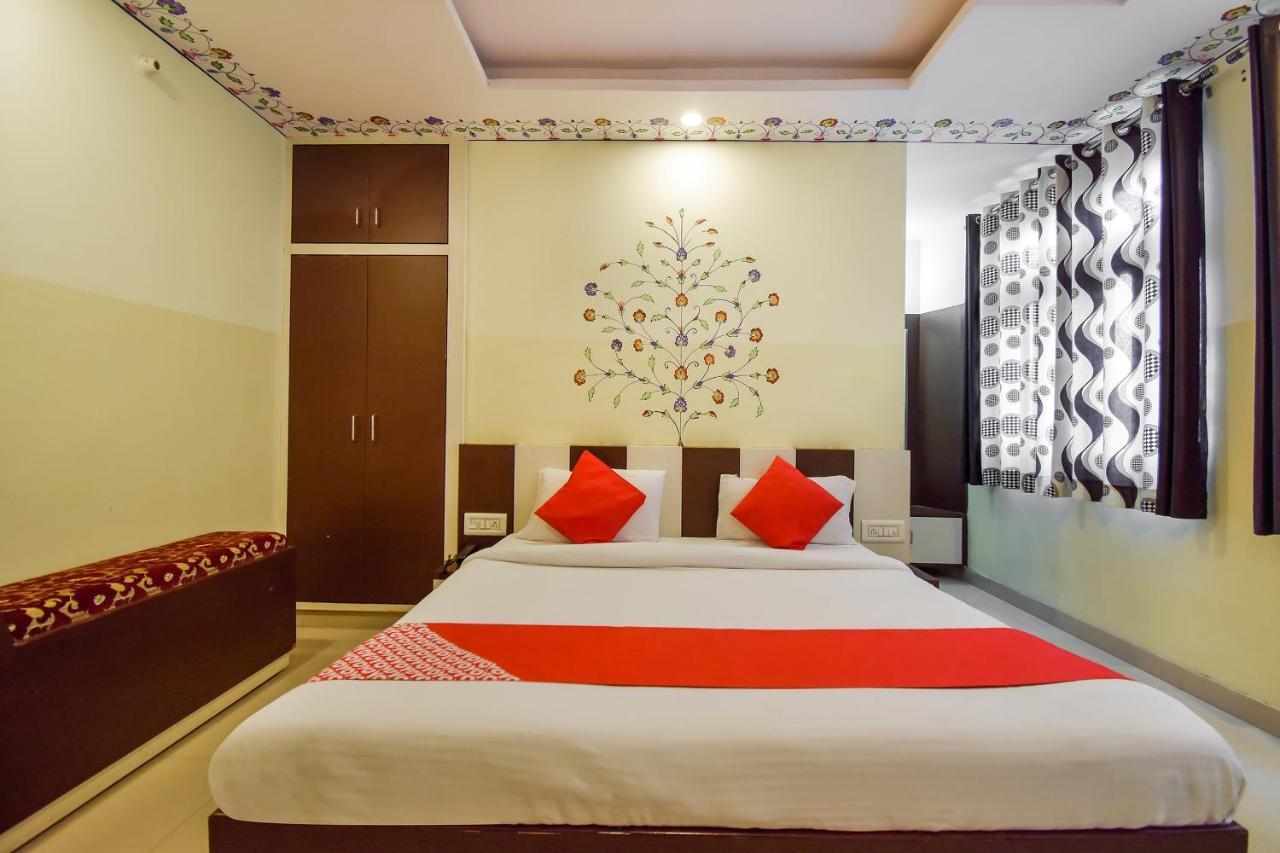 Oyo 11389 Hotel Ng Palace Jaipur Luaran gambar